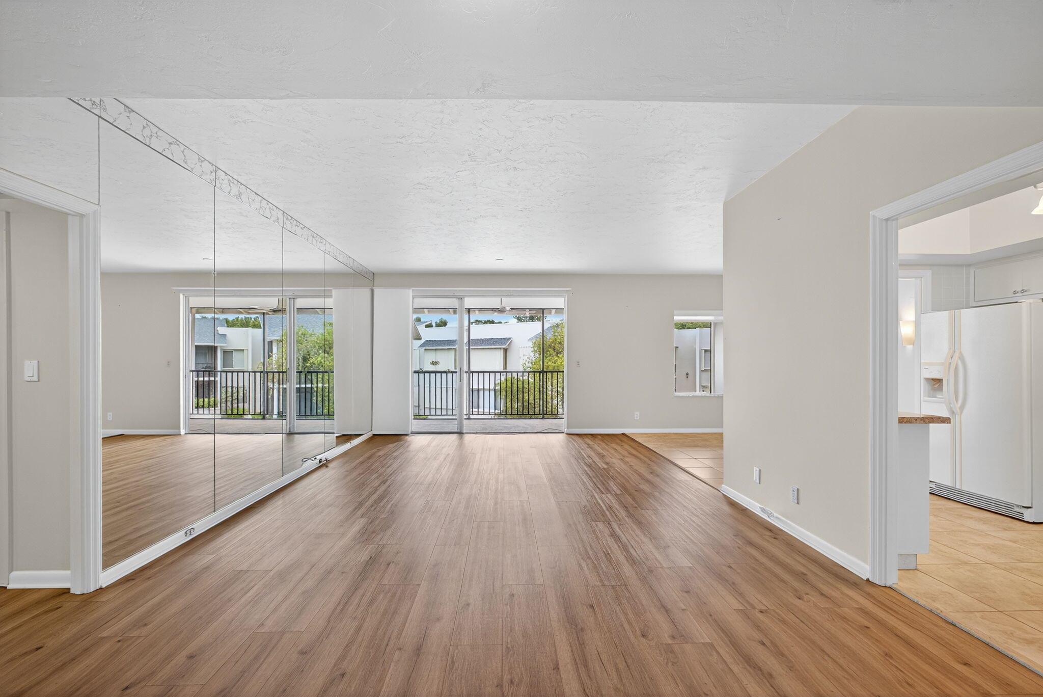 LONGWOOD 1 CONDO - Residential