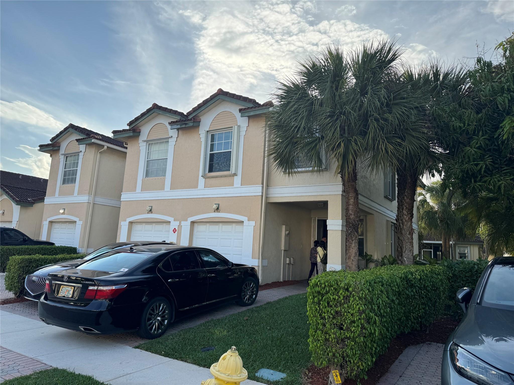 pelican point - Residential