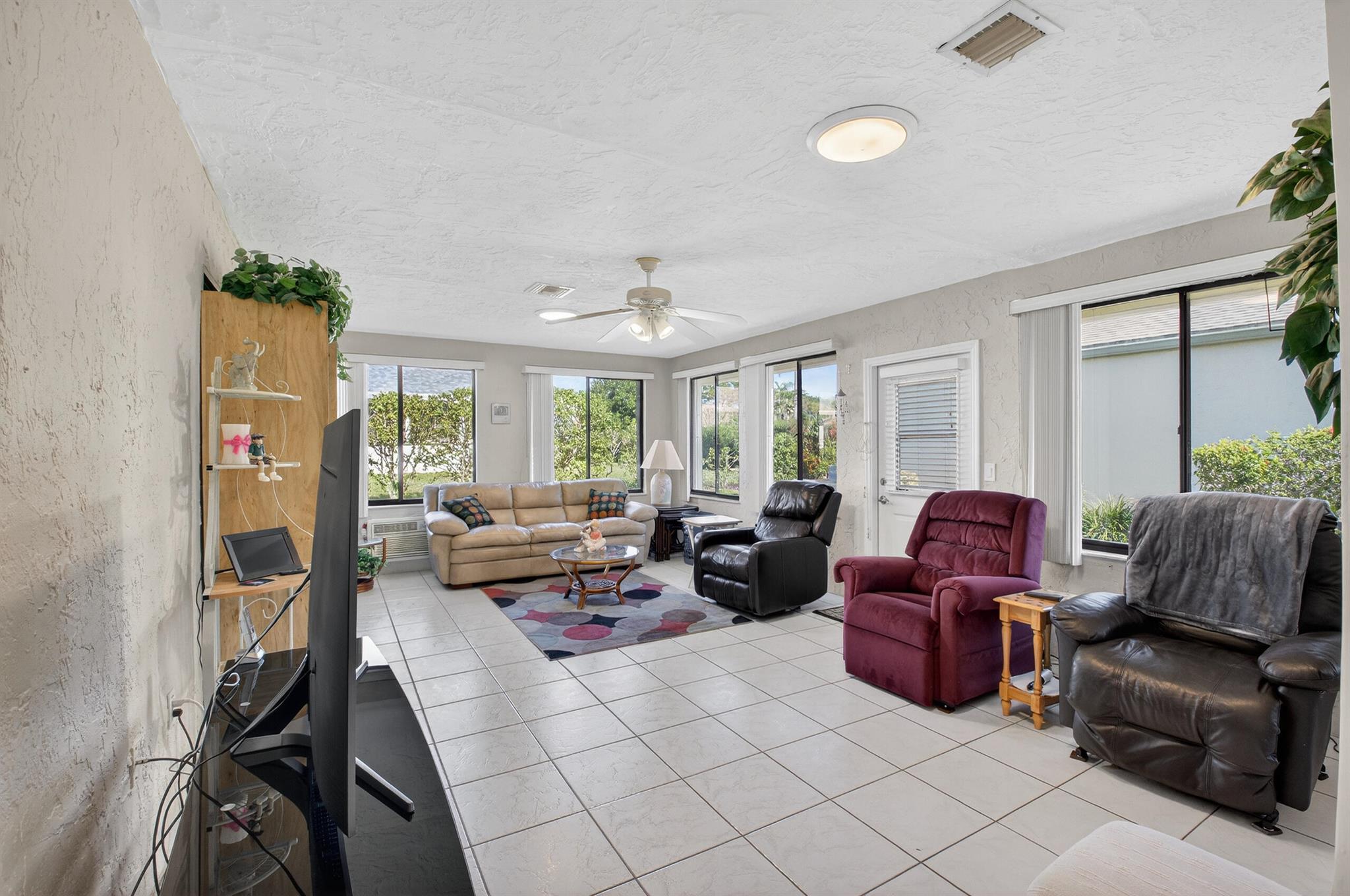 RAINBERRY BAY SEC 8 - Residential