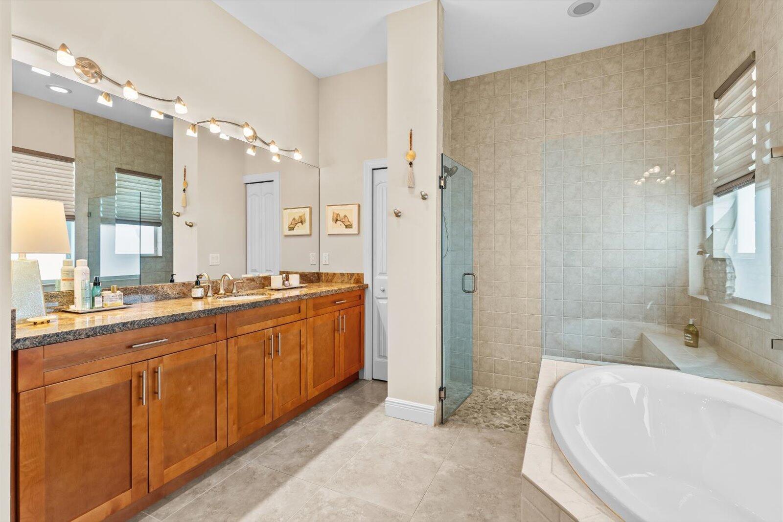 INLET ISLE - Residential