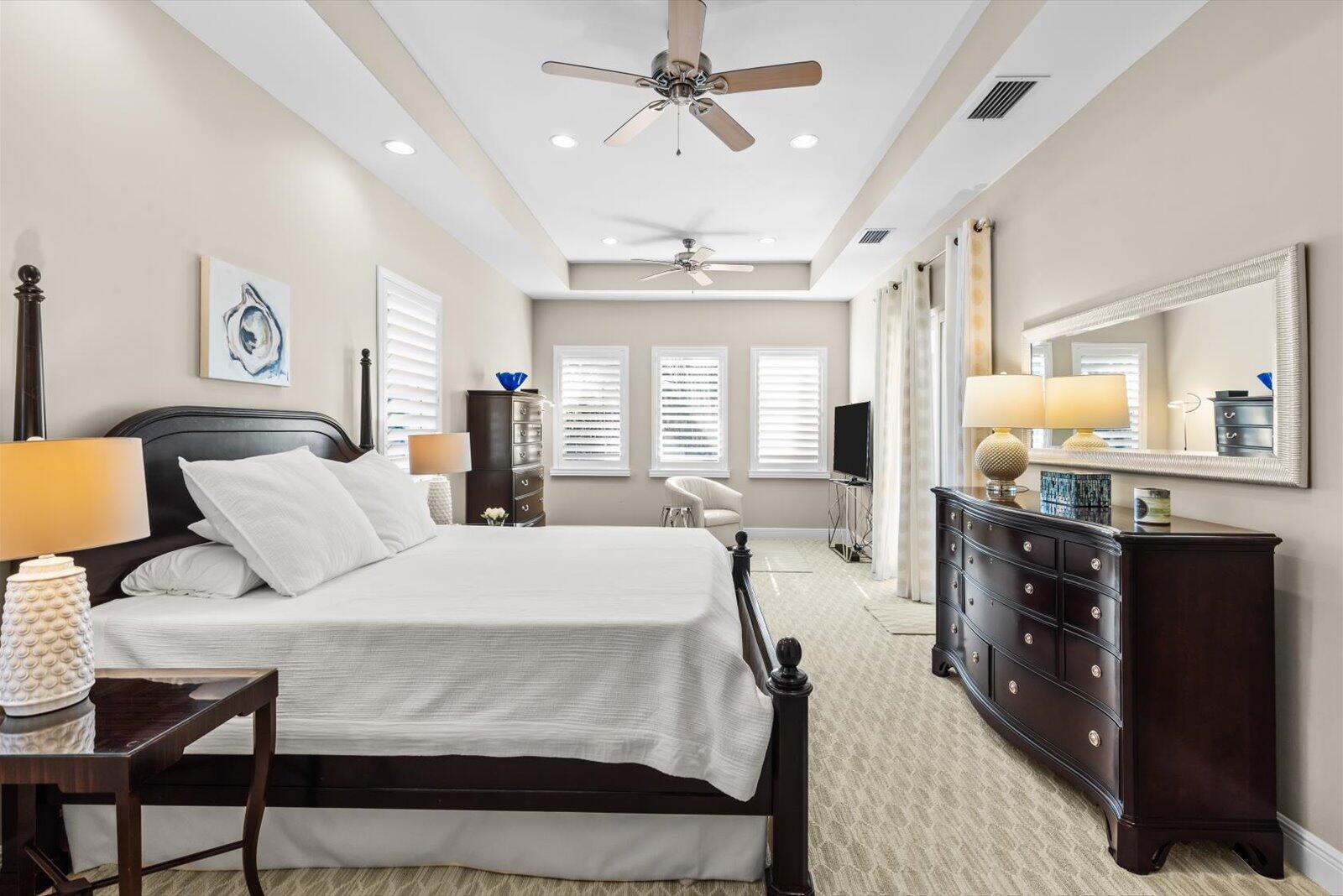 INLET ISLE - Residential