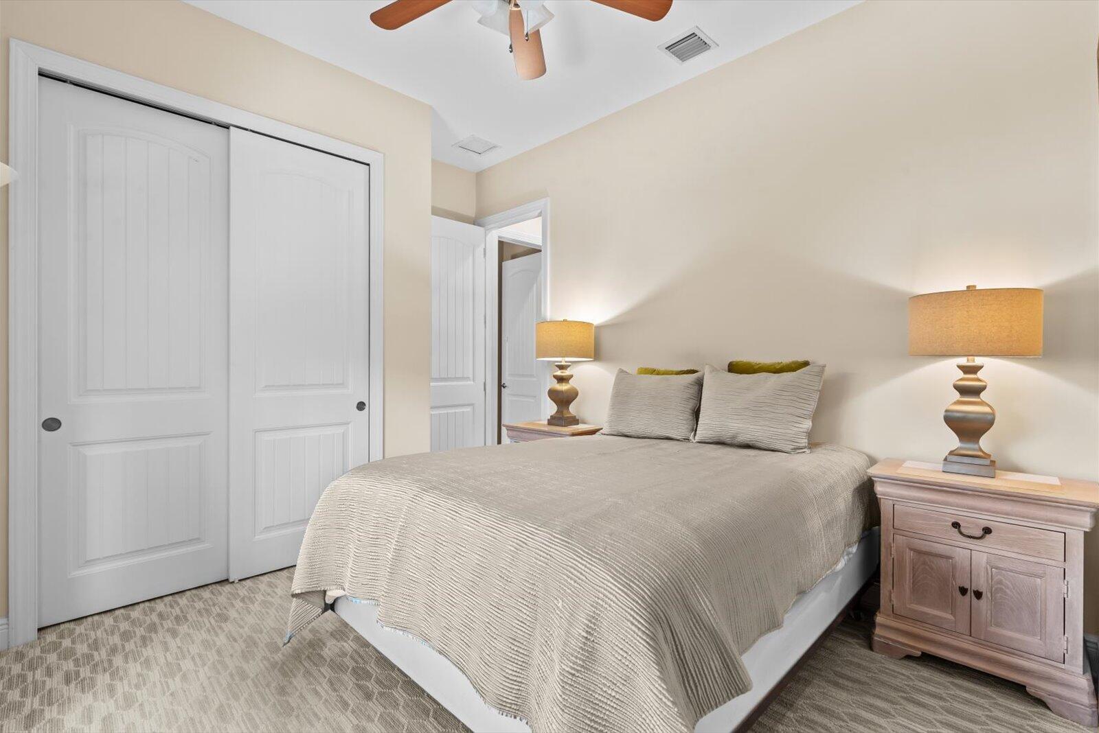 INLET ISLE - Residential