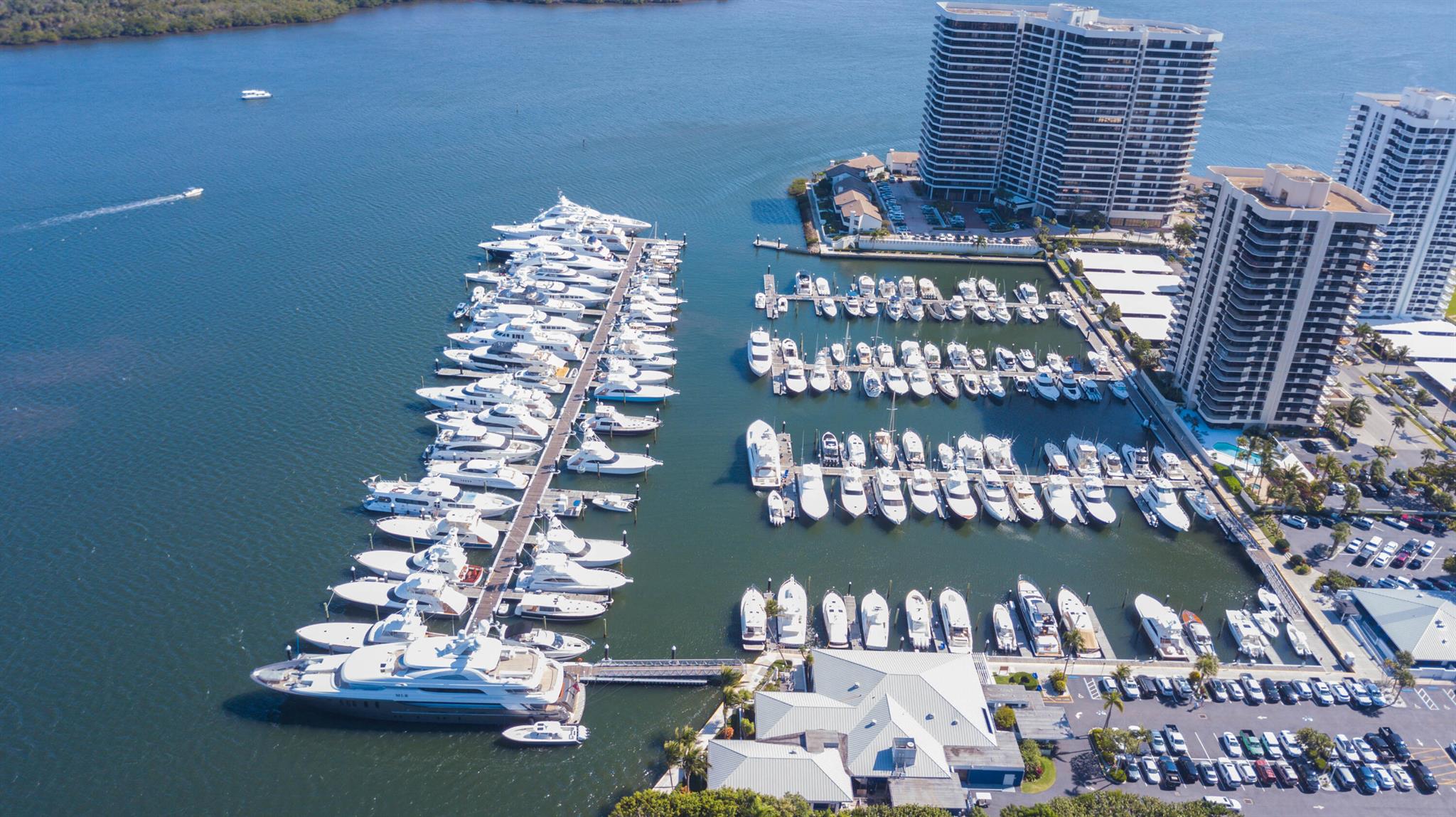 OLD PORT COVE LAKE POINT TOWER - Residential