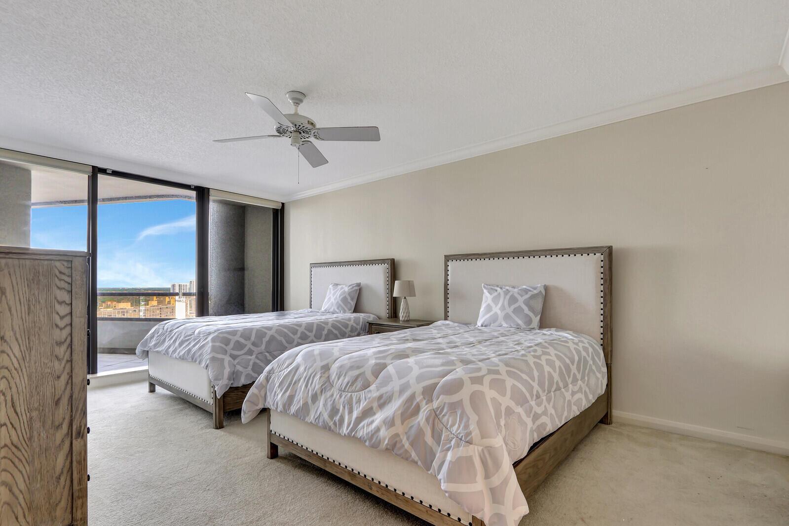 OLD PORT COVE LAKE POINT TOWER - Residential