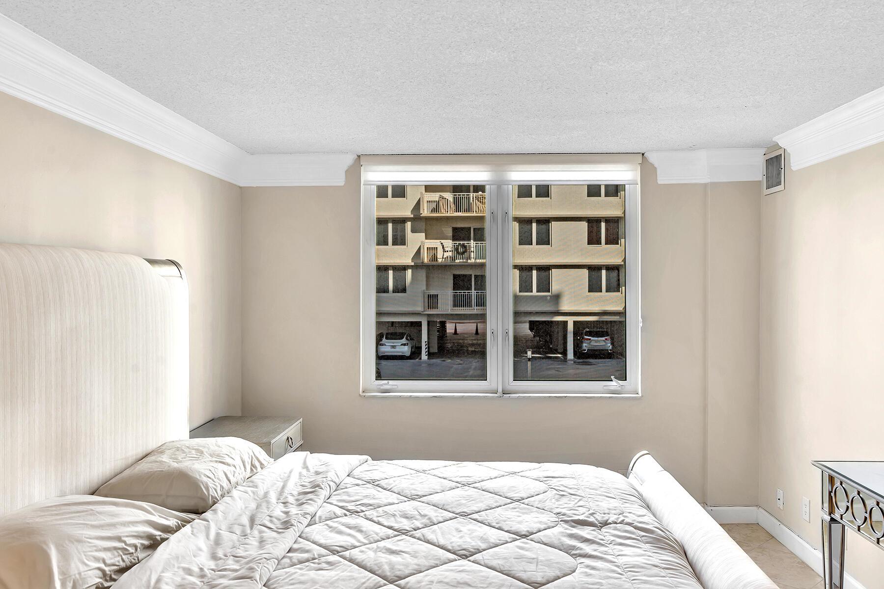 AMBASSADORS V SOUTH CONDO - Residential