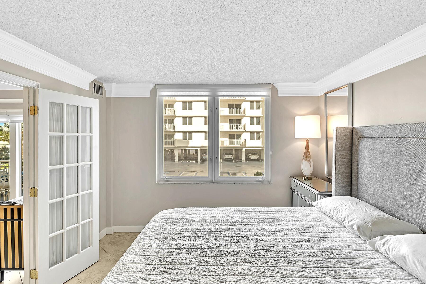 AMBASSADORS V SOUTH CONDO - Residential