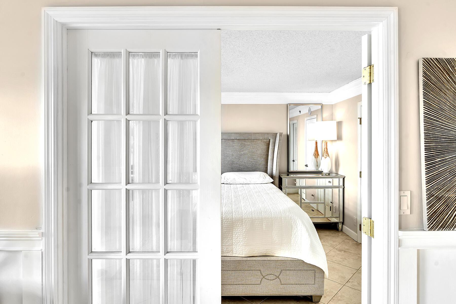AMBASSADORS V SOUTH CONDO - Residential