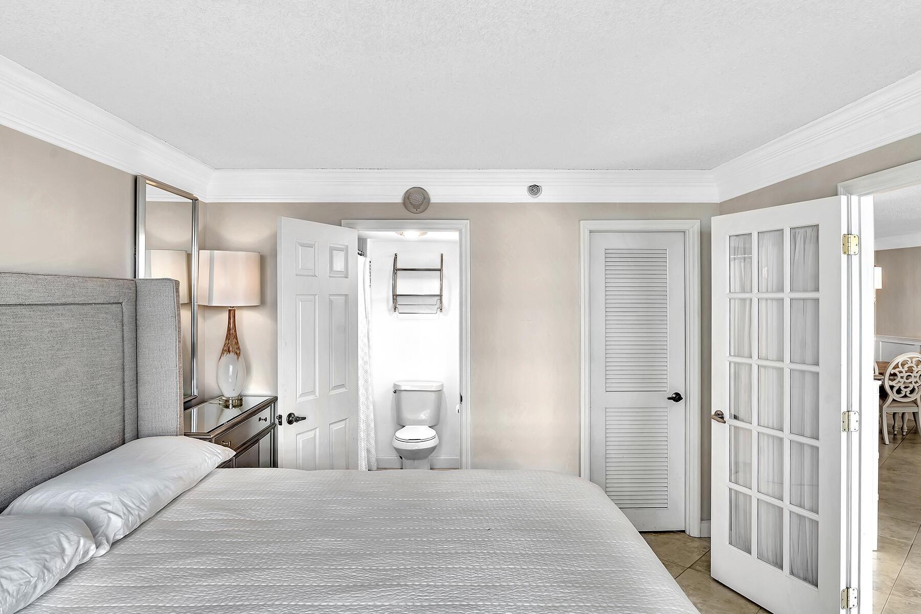 AMBASSADORS V SOUTH CONDO - Residential