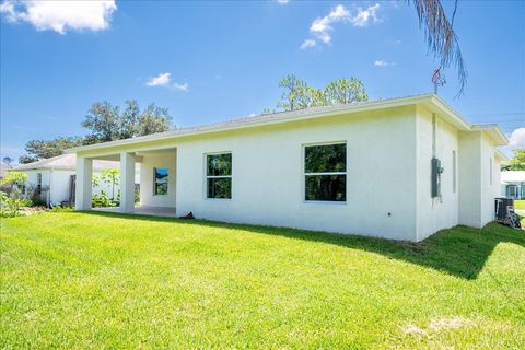 A home in Port St Lucie