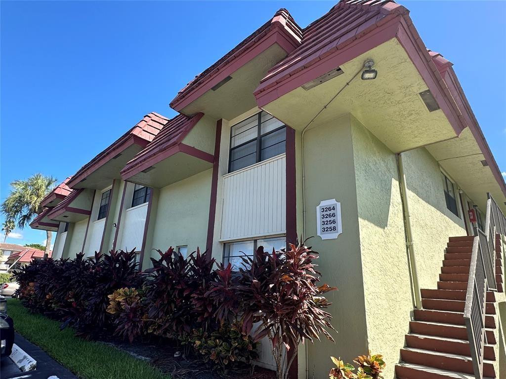 SPRINGS PARK CONDO - Residential