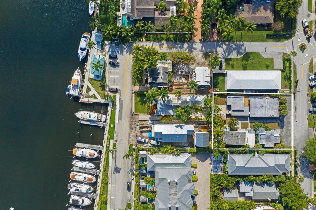 Photo of 139143 SE 7th Avenue, Delray Beach, FL 33483 (MLS # R10769049)