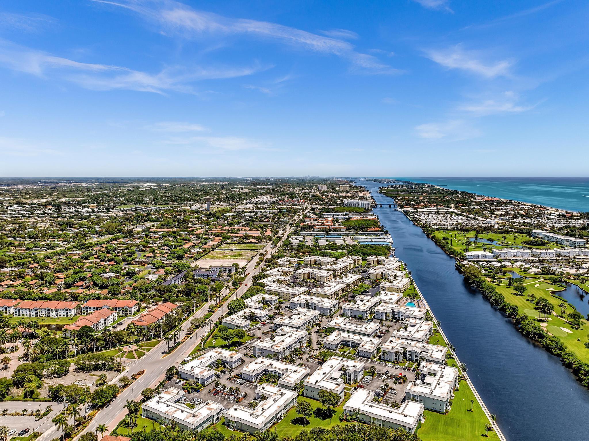 COLONIAL CLUB CONDO SEC 1 - Residential