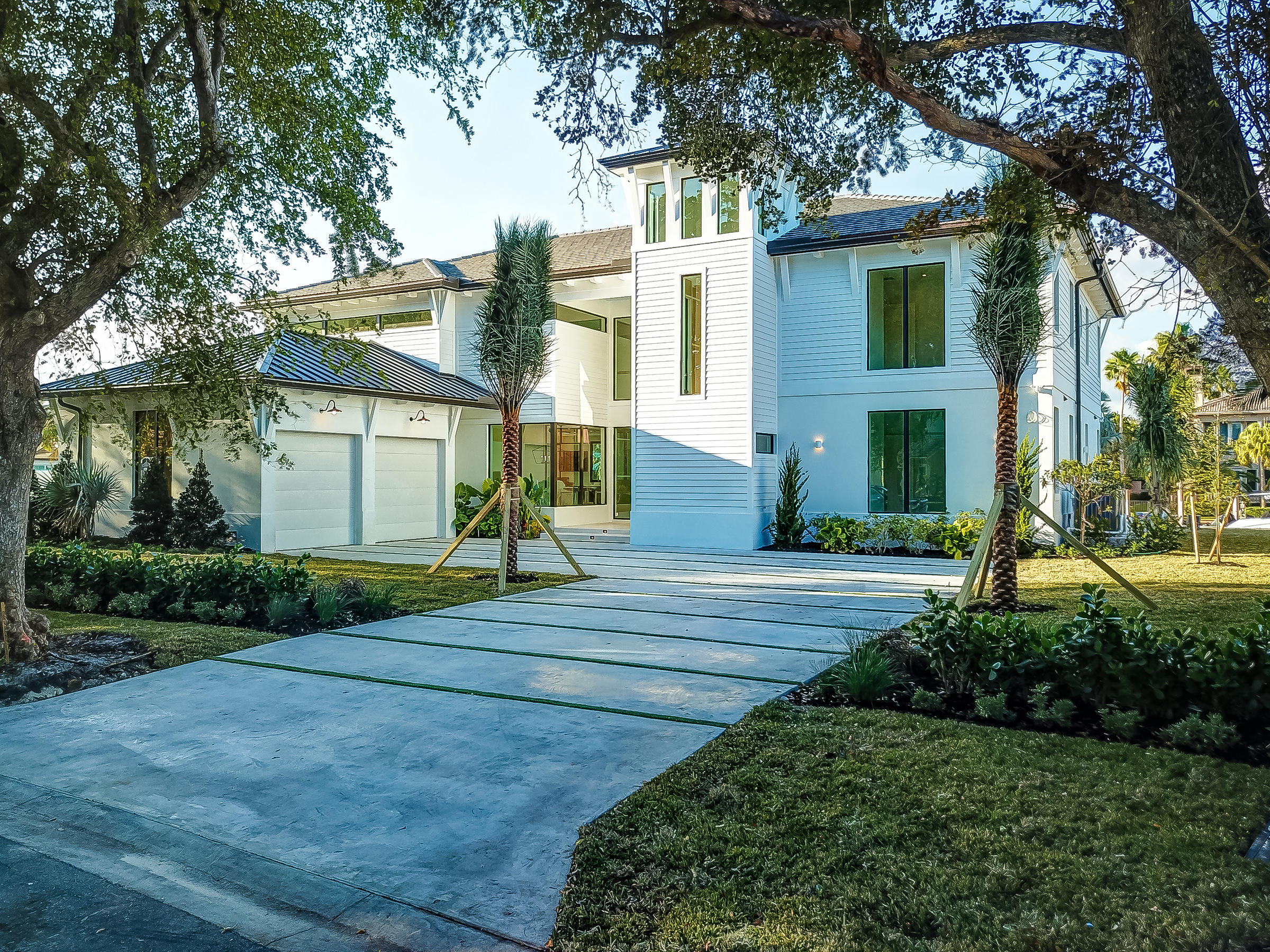 BAY COLONY SEC OF THE LAN - Residential