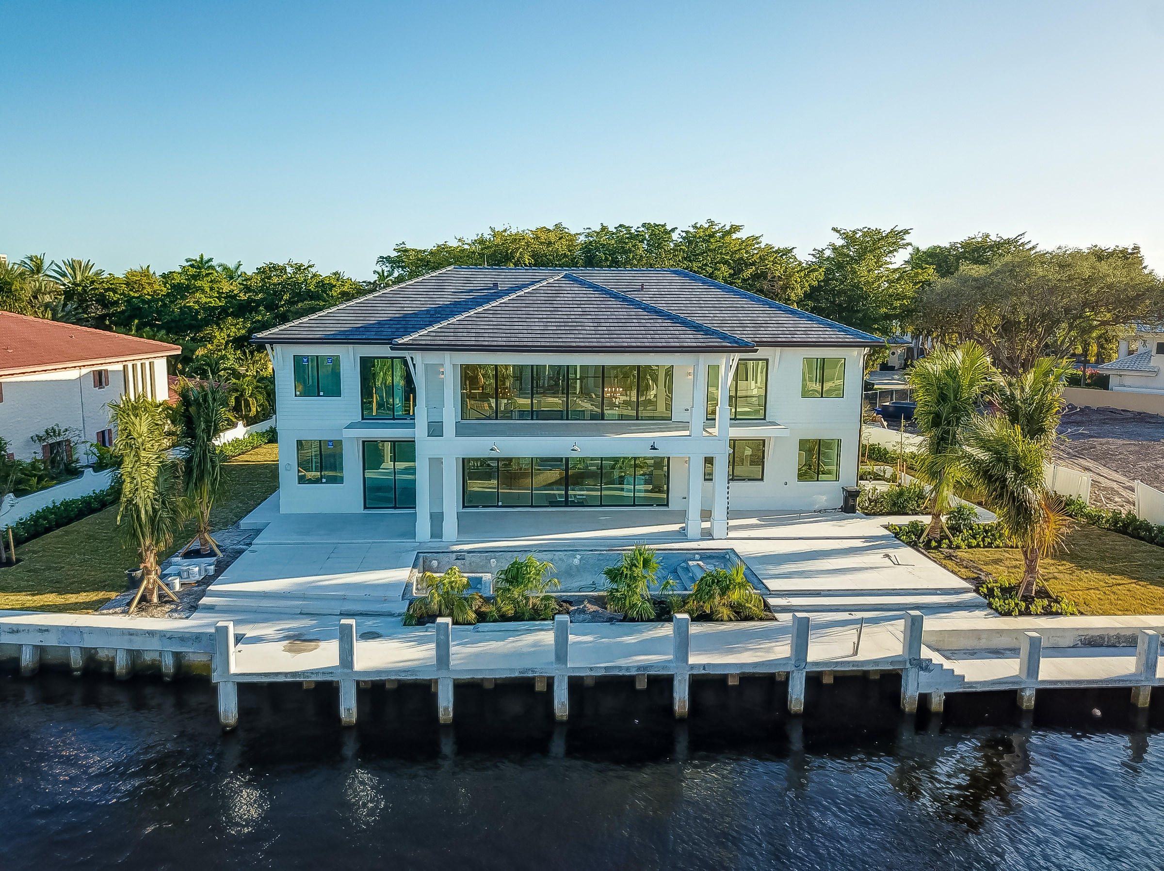 BAY COLONY SEC OF THE LAN - Residential