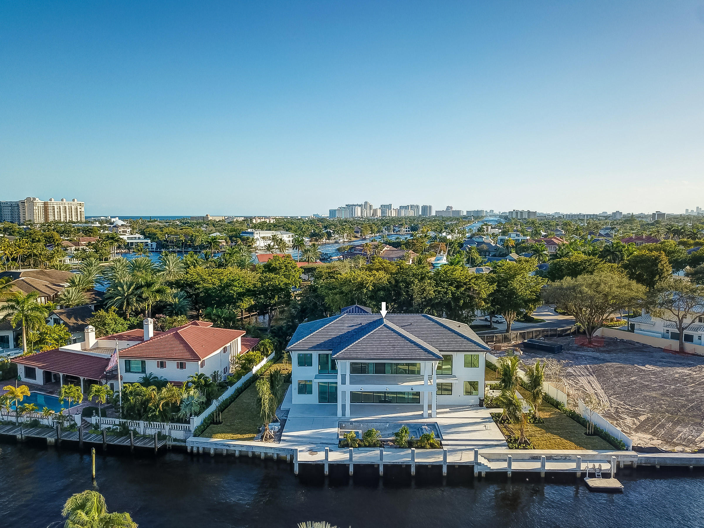 BAY COLONY SEC OF THE LAN - Residential