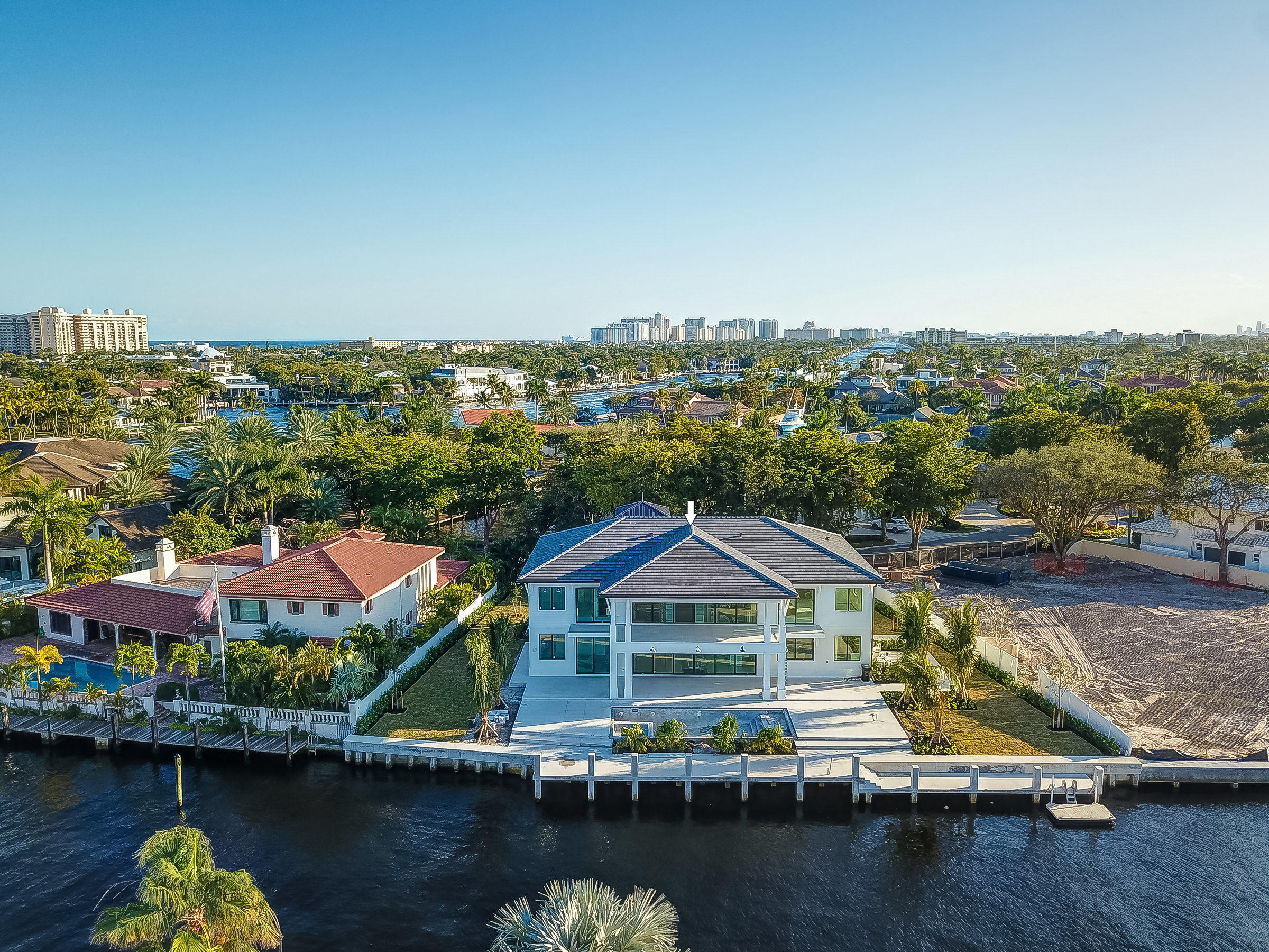 BAY COLONY SEC OF THE LAN - Residential