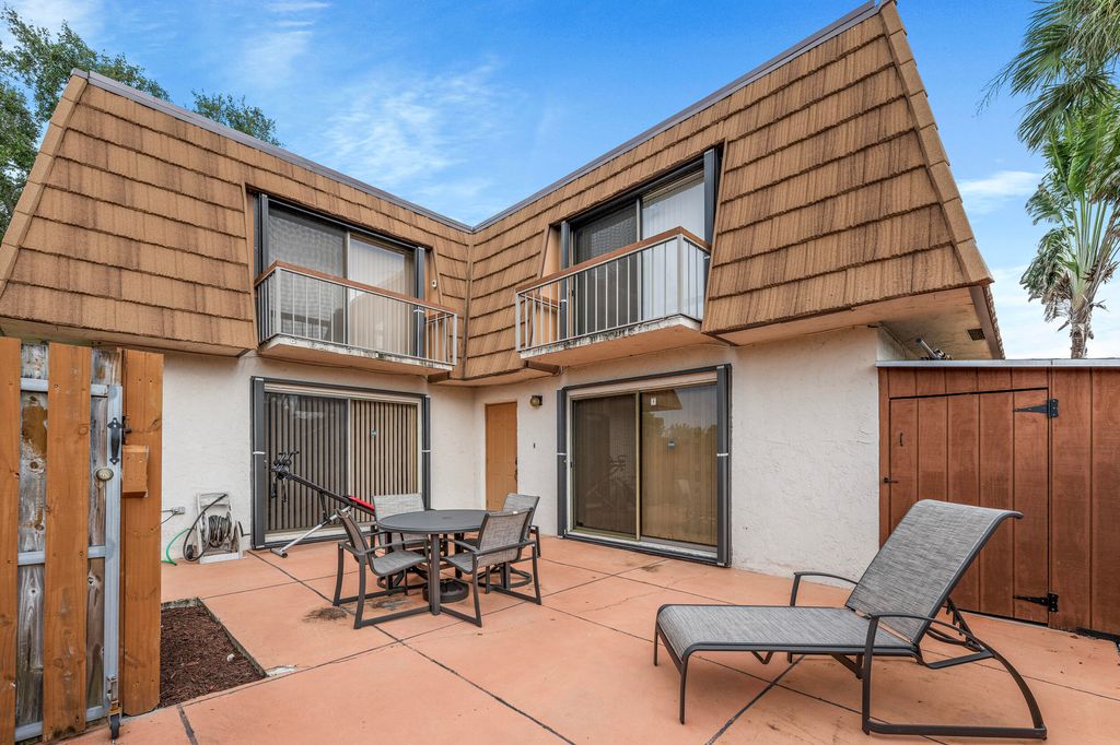 Photo of 4043 Palm Bay Circle #C, West Palm Beach, FL 33406 (MLS # R11017517)