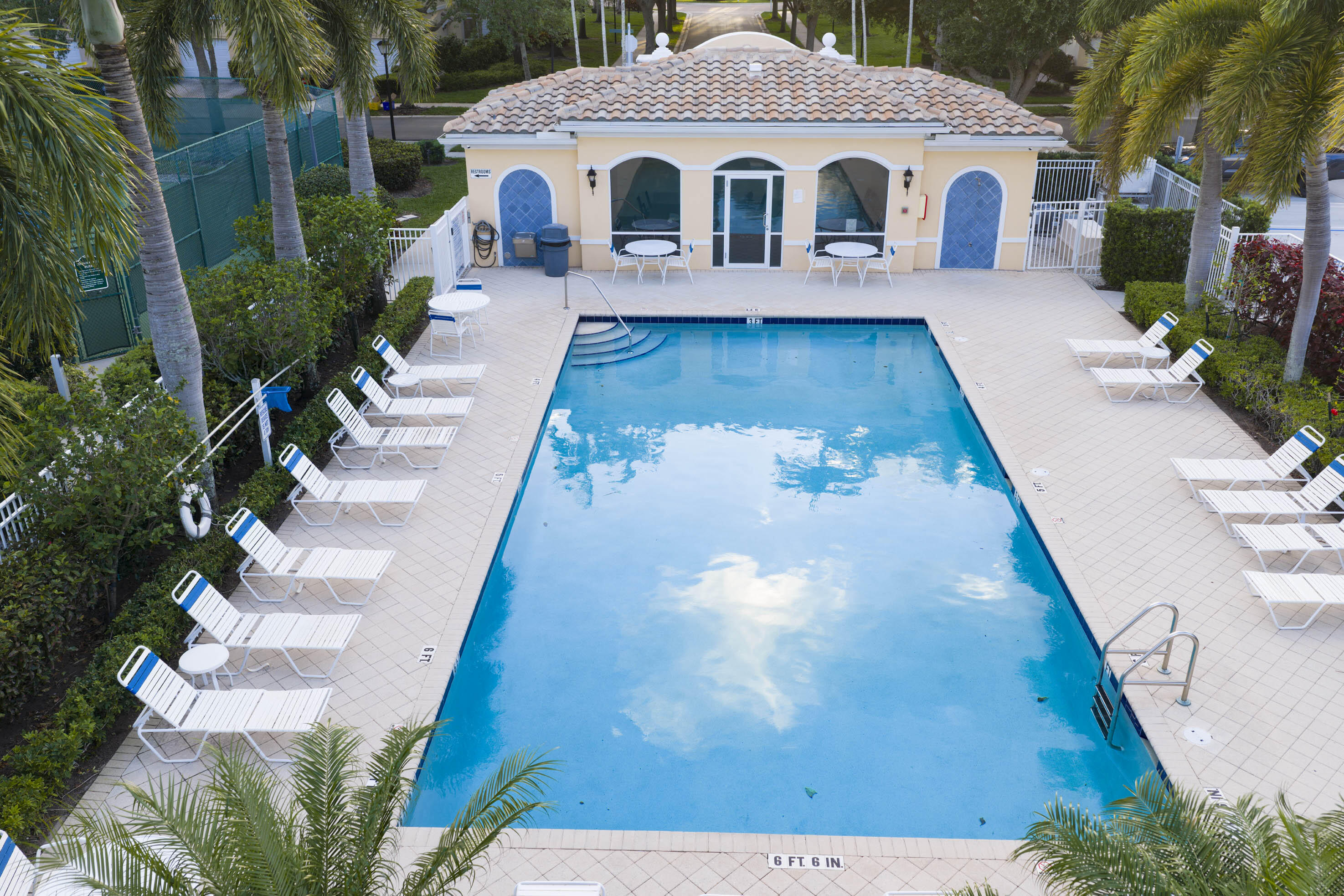 CATALINA LAKES - Residential