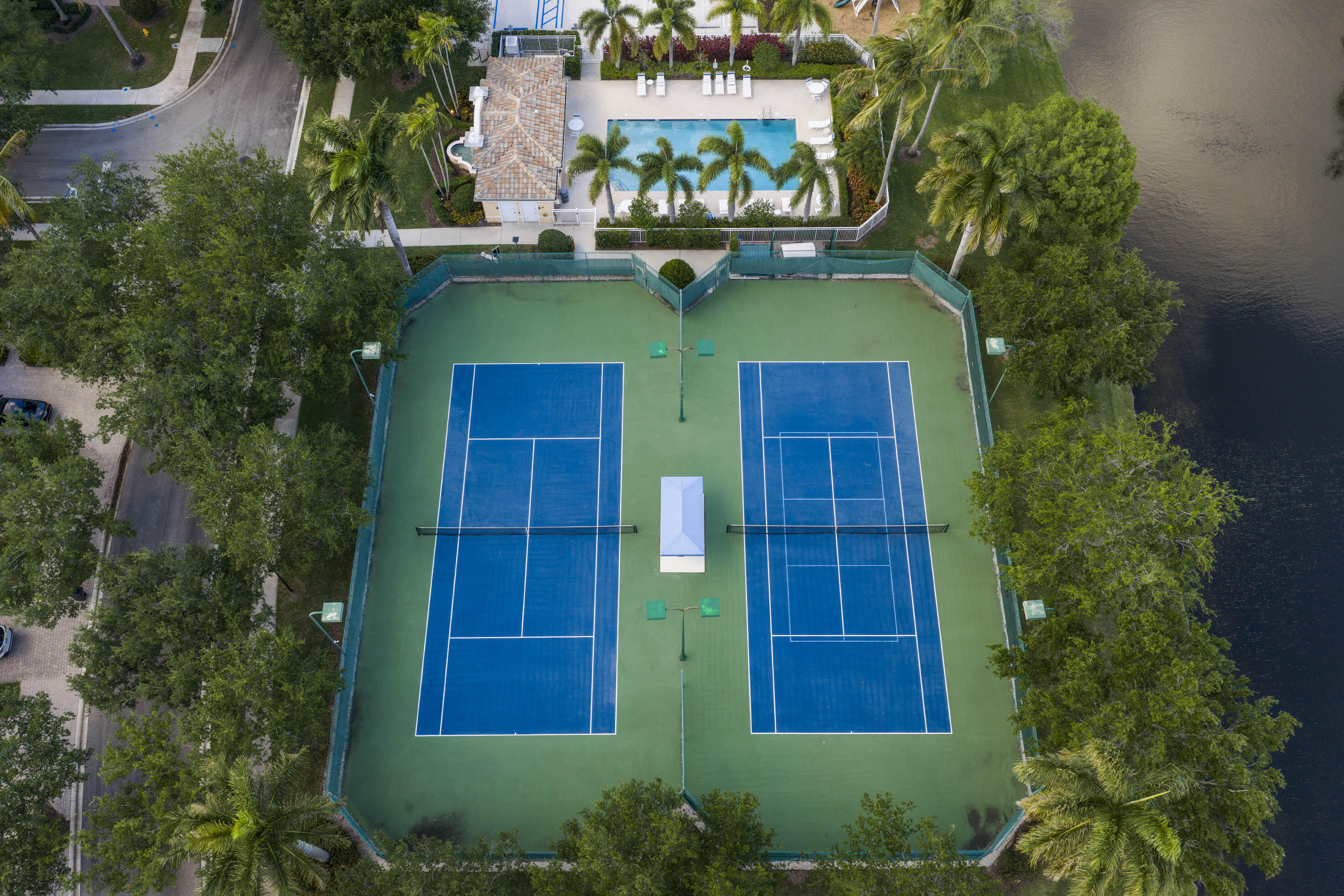 CATALINA LAKES - Residential