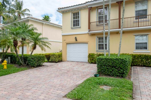 Photo of 154 Santa Barbara Way, Palm Beach Gardens, FL 33410 (MLS # B26021045)
