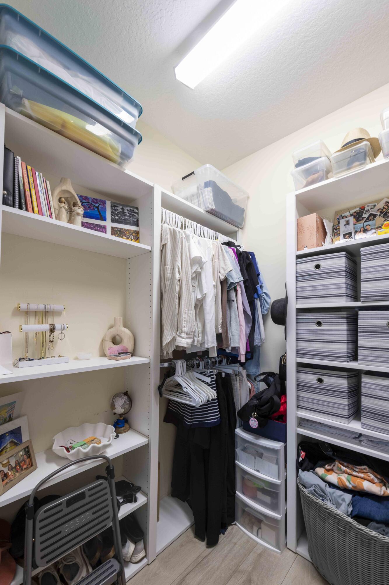 CATALINA LAKES - Residential