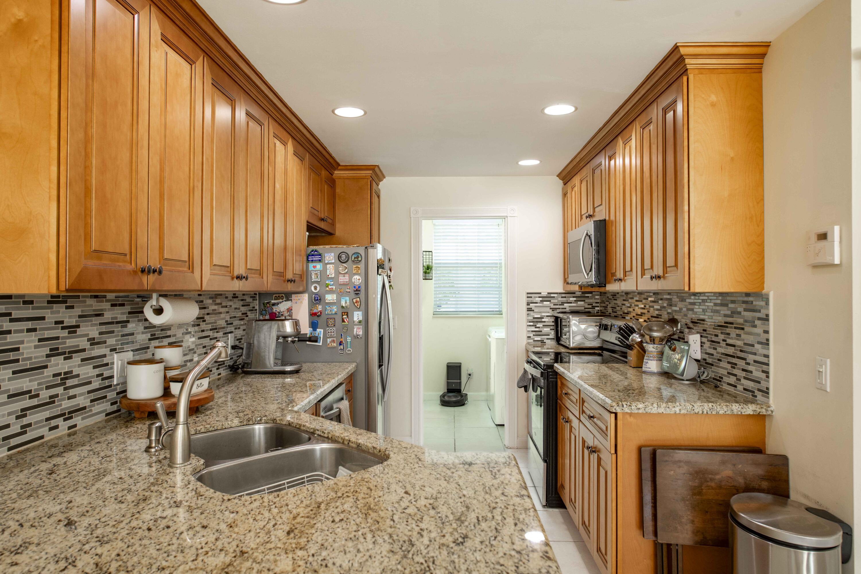 CATALINA LAKES - Residential