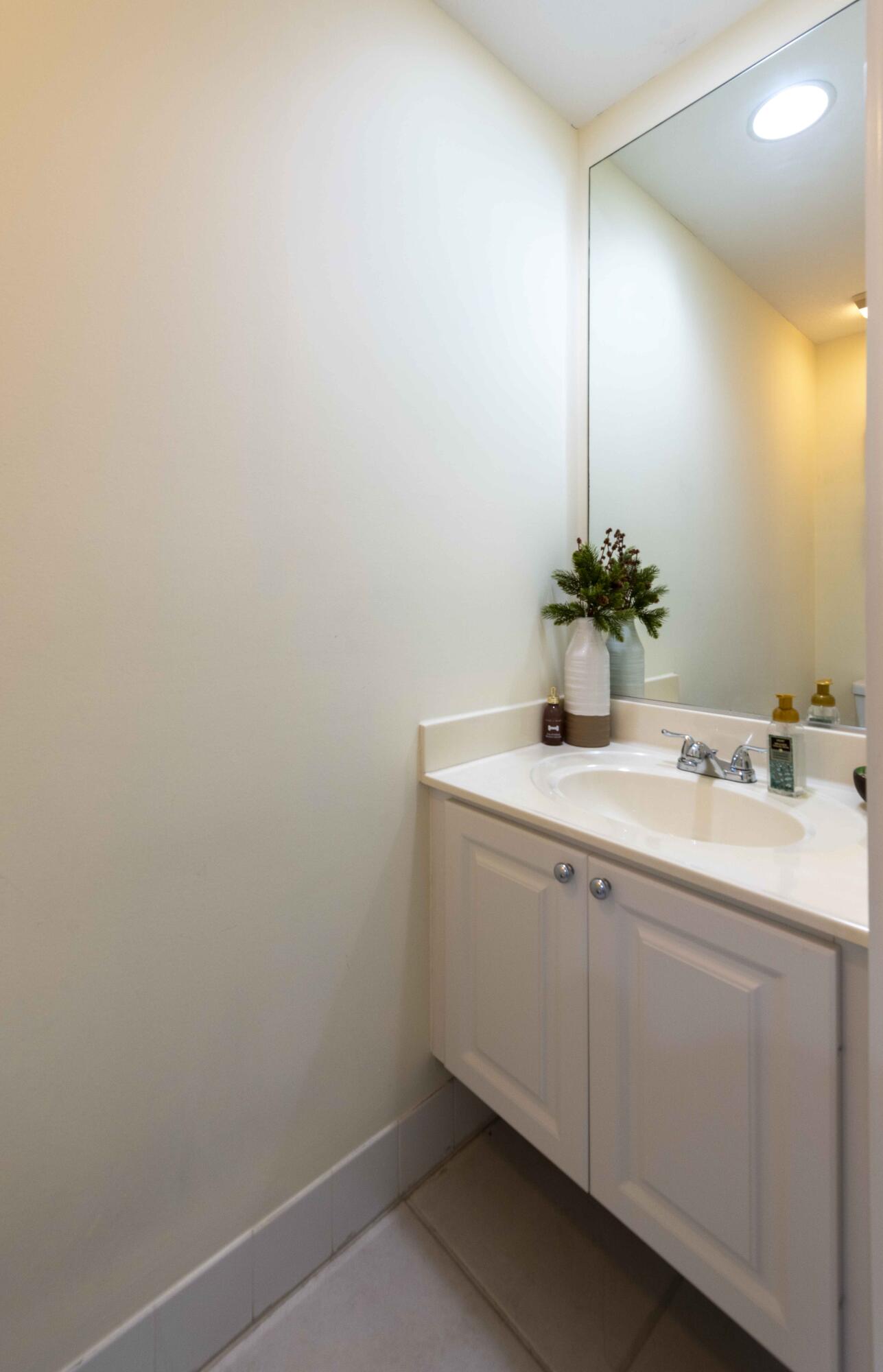 CATALINA LAKES - Residential