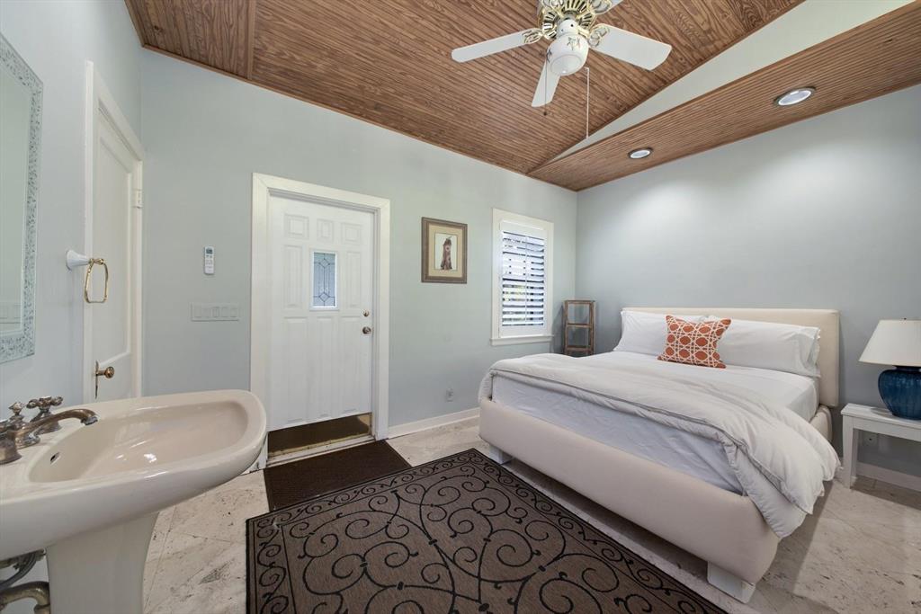 North Shore Terr - Residential