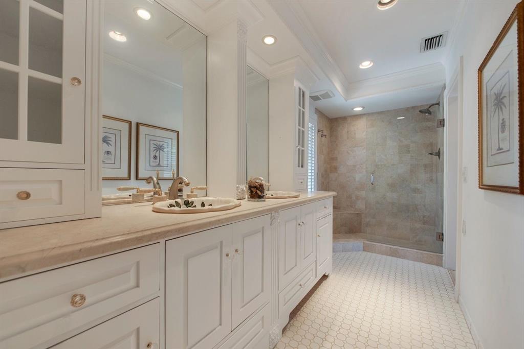 North Shore Terr - Residential