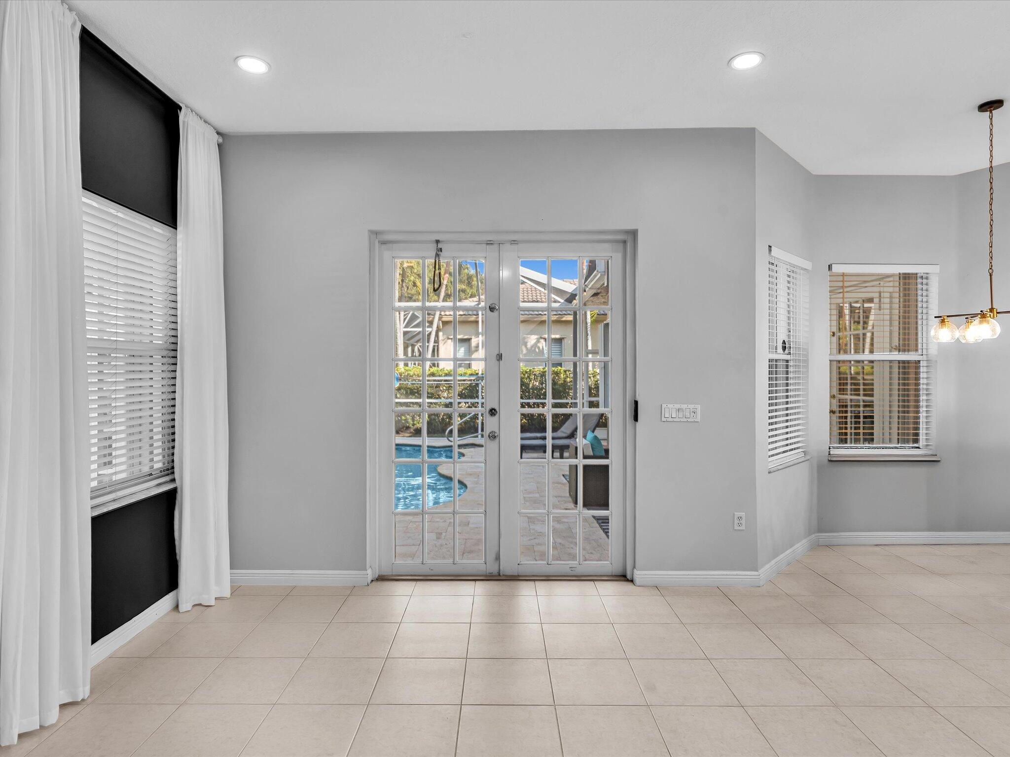 SMITH DAIRY WEST 4 - Residential Lease