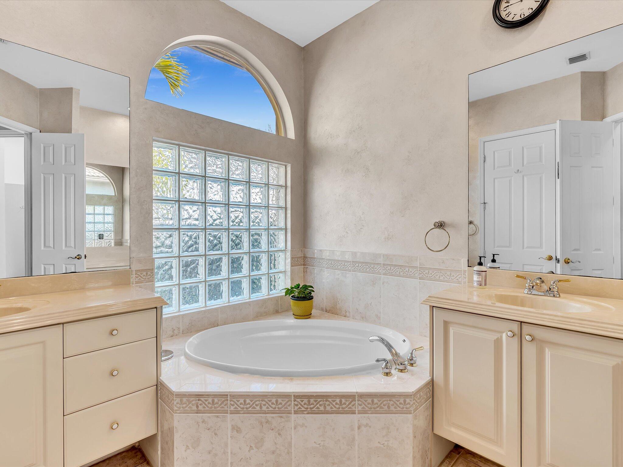 SMITH DAIRY WEST 4 - Residential Lease