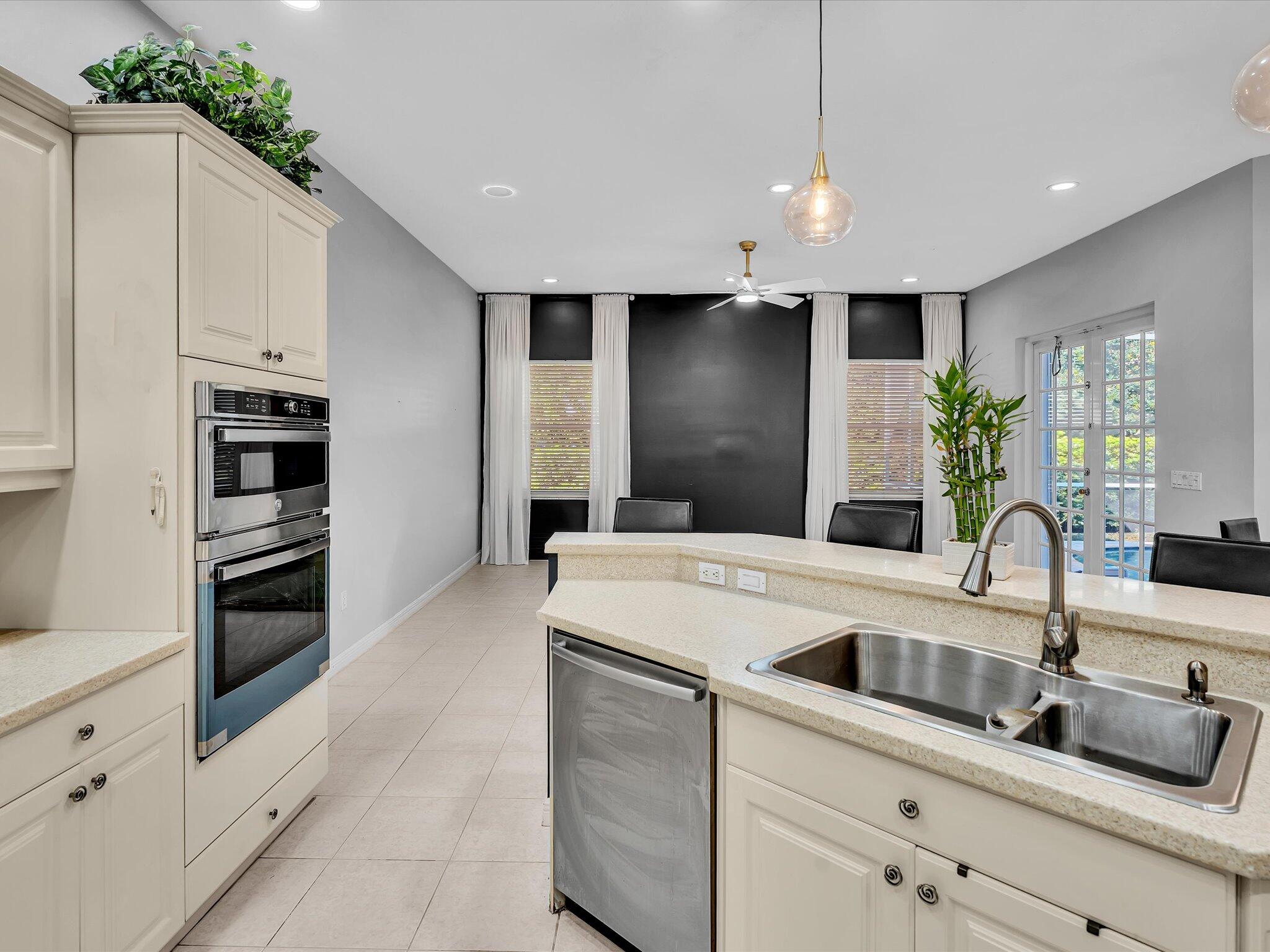 SMITH DAIRY WEST 4 - Residential Lease