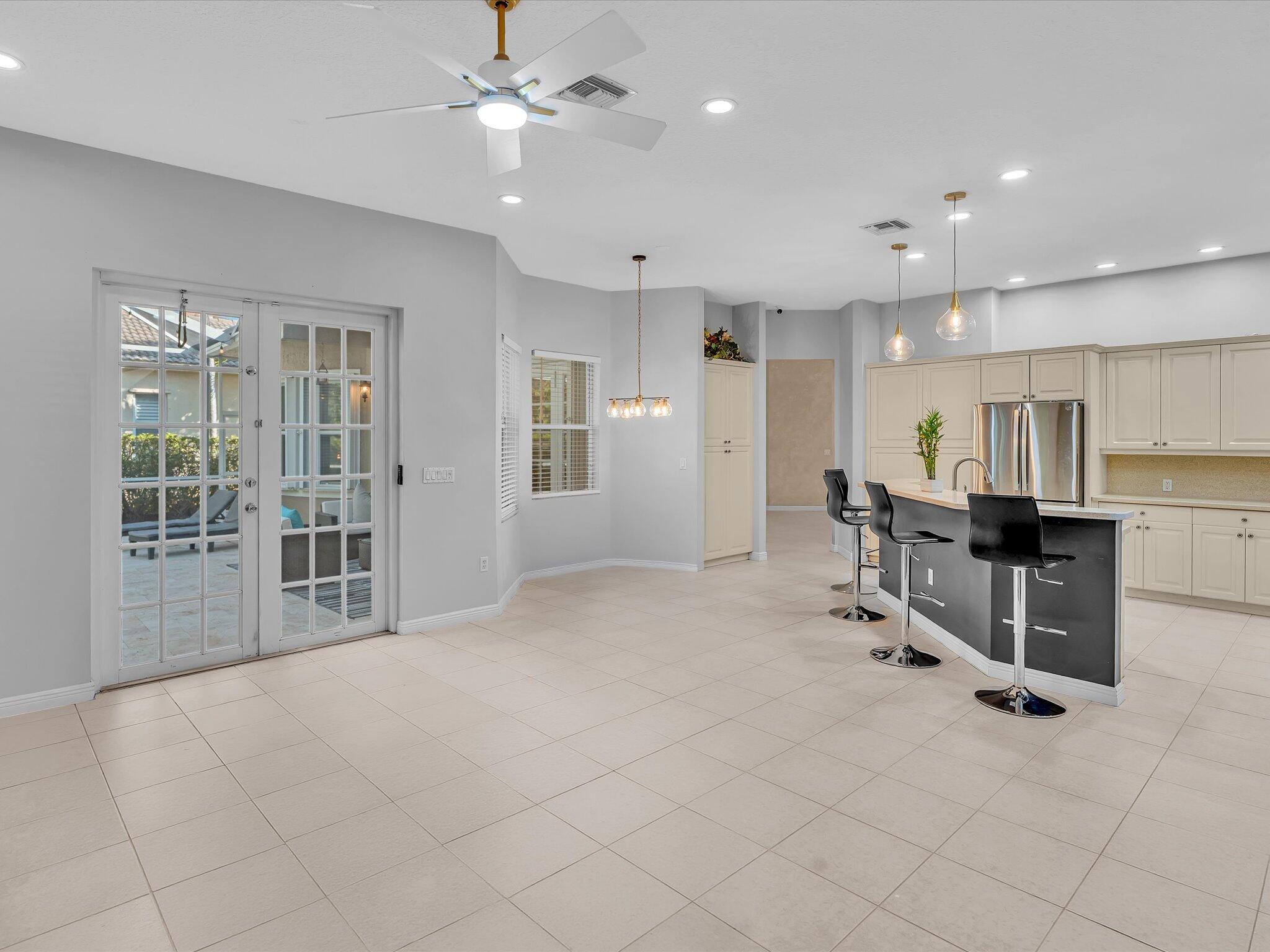 SMITH DAIRY WEST 4 - Residential Lease