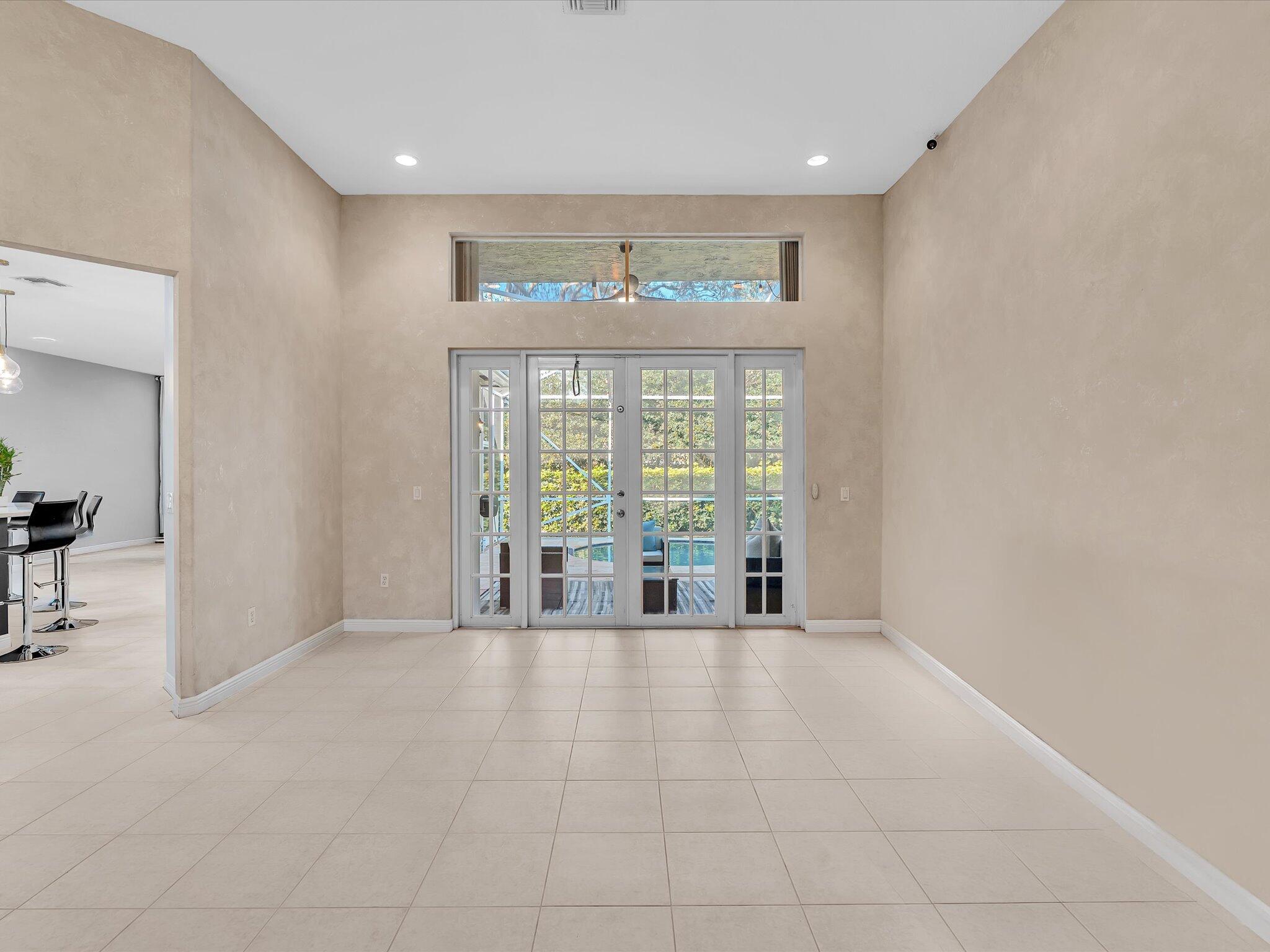 SMITH DAIRY WEST 4 - Residential Lease