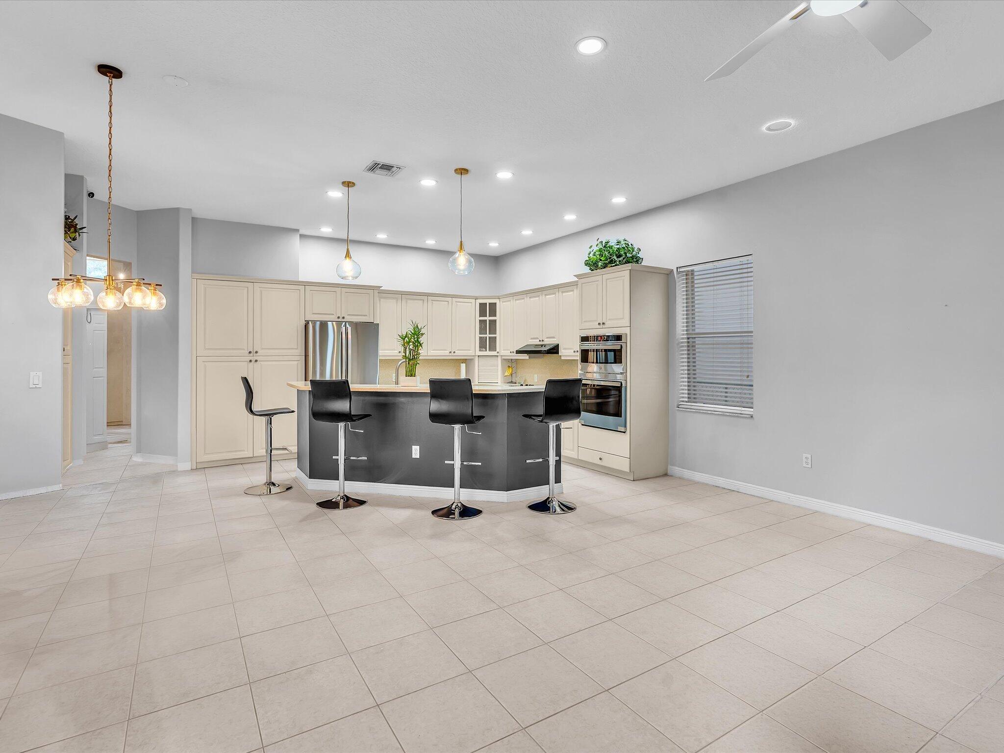 SMITH DAIRY WEST 4 - Residential Lease