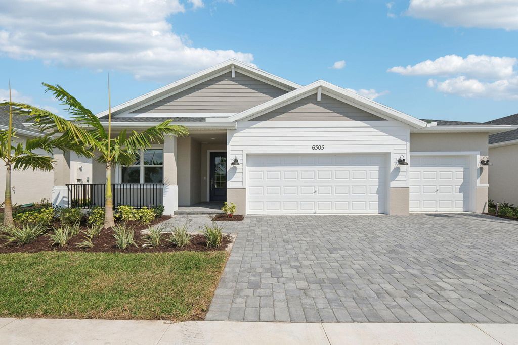Photo of 6305 NW Cloverdale Avenue, Port Saint Lucie, FL 34987 (MLS # R11056310)