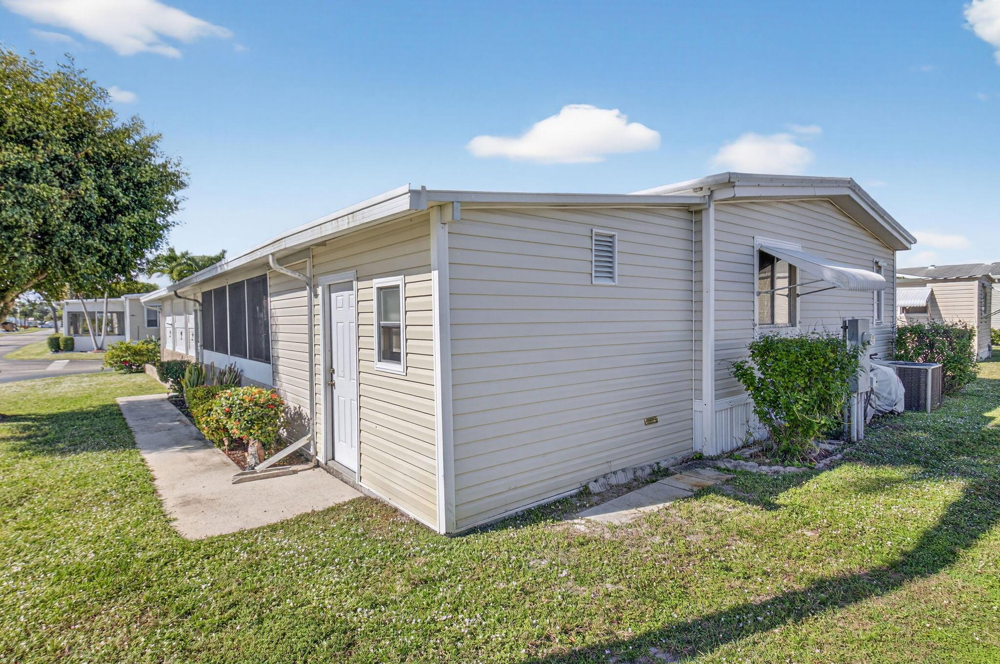 JAMAICA BAY MOBILE HOME C - Residential