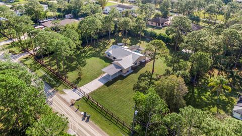 A home in Loxahatchee