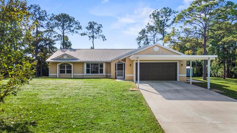 A home in Loxahatchee