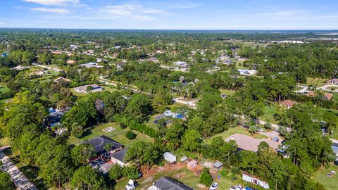 A home in Loxahatchee