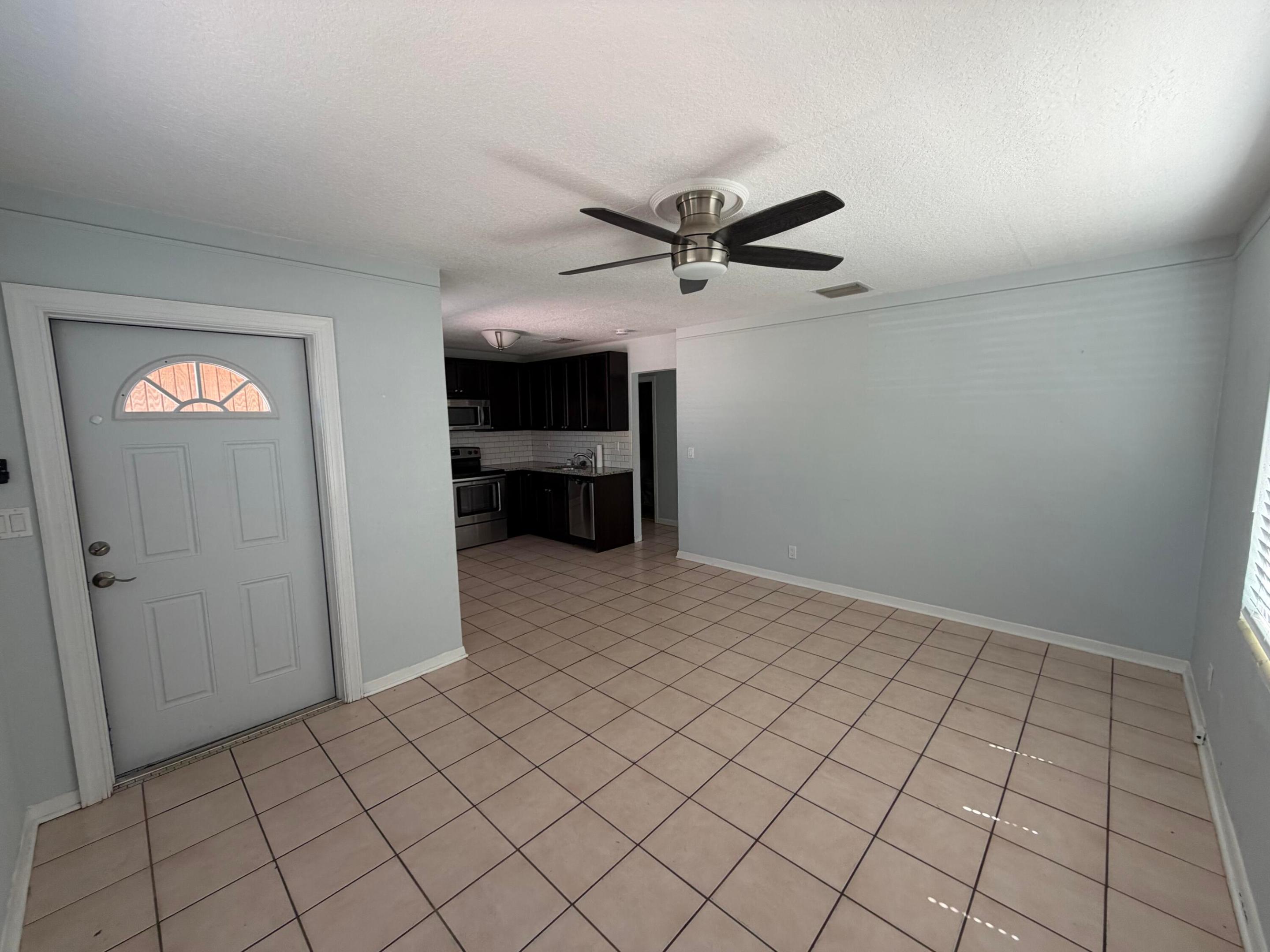 GREYNOLDS HIGHLANDS UNIT 1 - Residential Lease