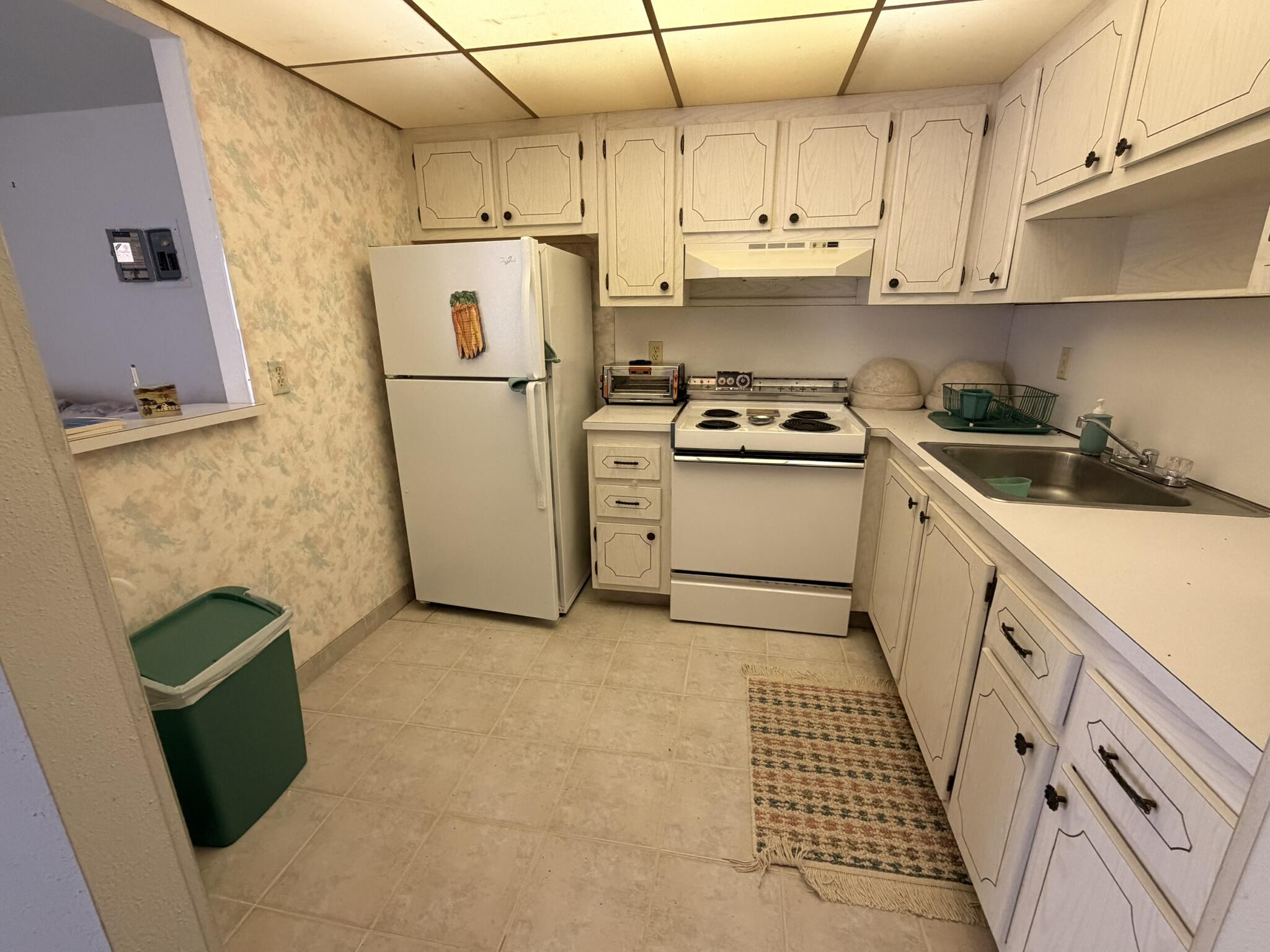 KINGS POINT VALENCIA CONDOS - Residential