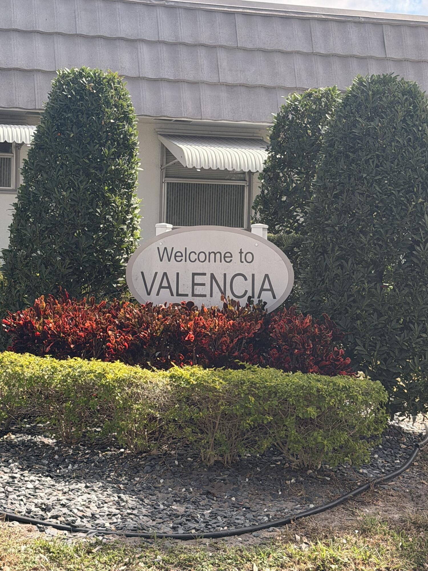 KINGS POINT VALENCIA CONDOS - Residential