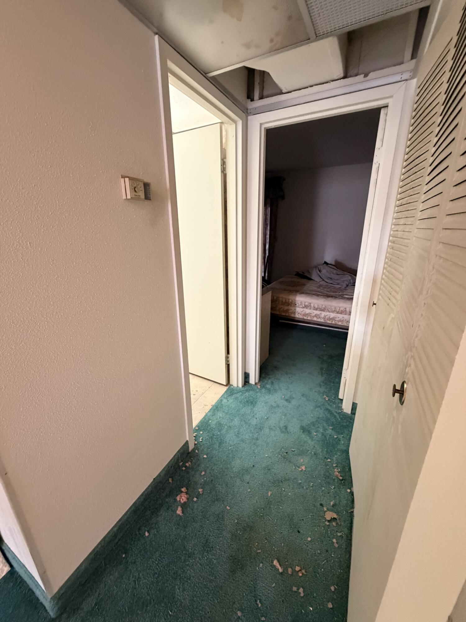 KINGS POINT VALENCIA CONDOS - Residential