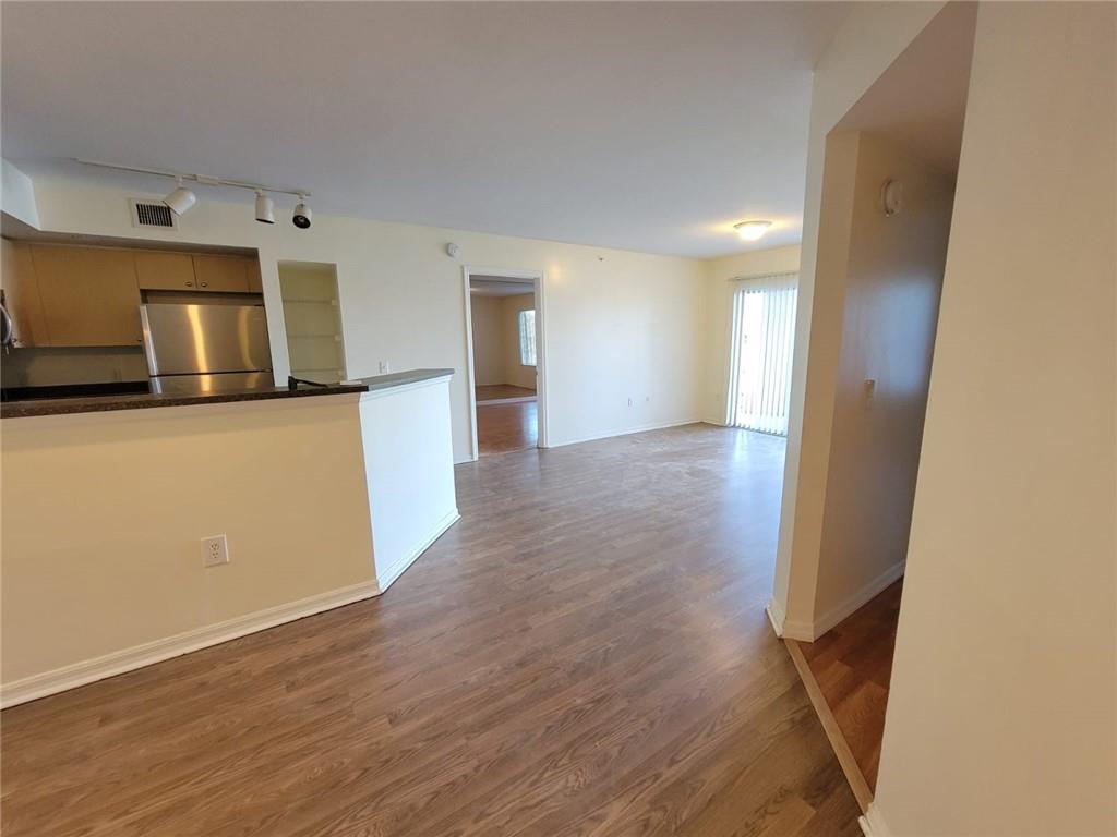 EMERALD ISLE AT LAGUNA - Residential