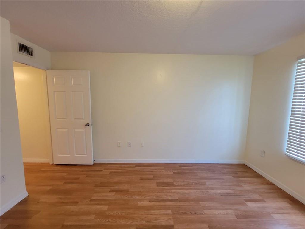 EMERALD ISLE AT LAGUNA - Residential