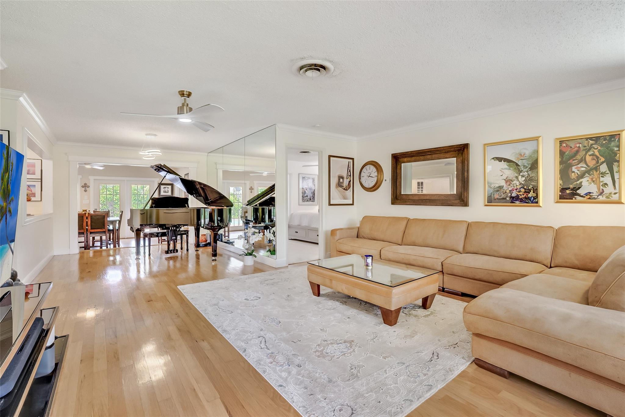241 SW 13th St