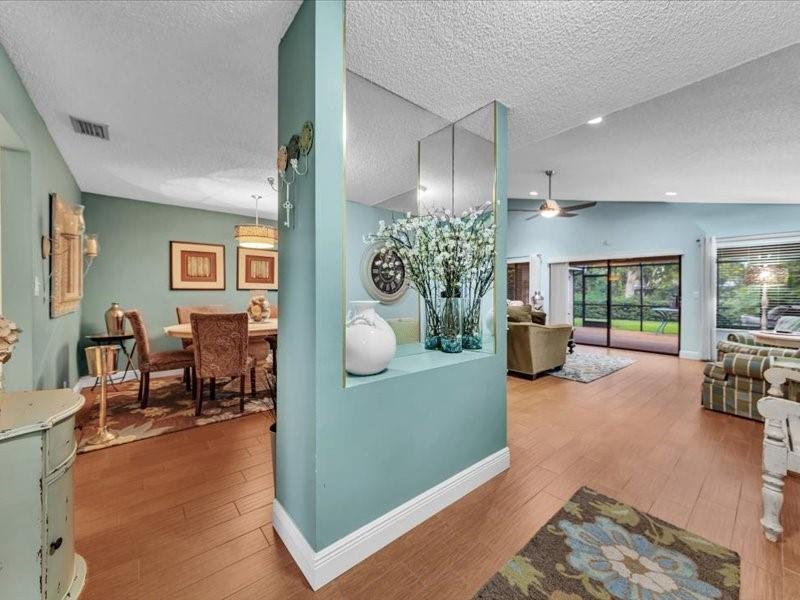 1878 NW 93rd Ter
