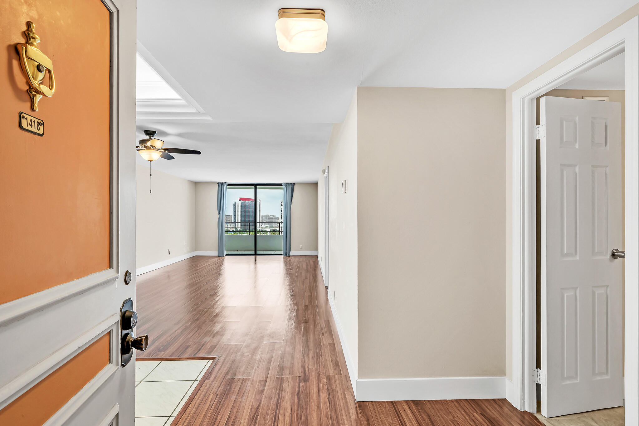 600 Three Islands Boulevard 1418, Hallandale Beach, FL, 33009/$239,500 4 600 Three Islands Boulevard 1418