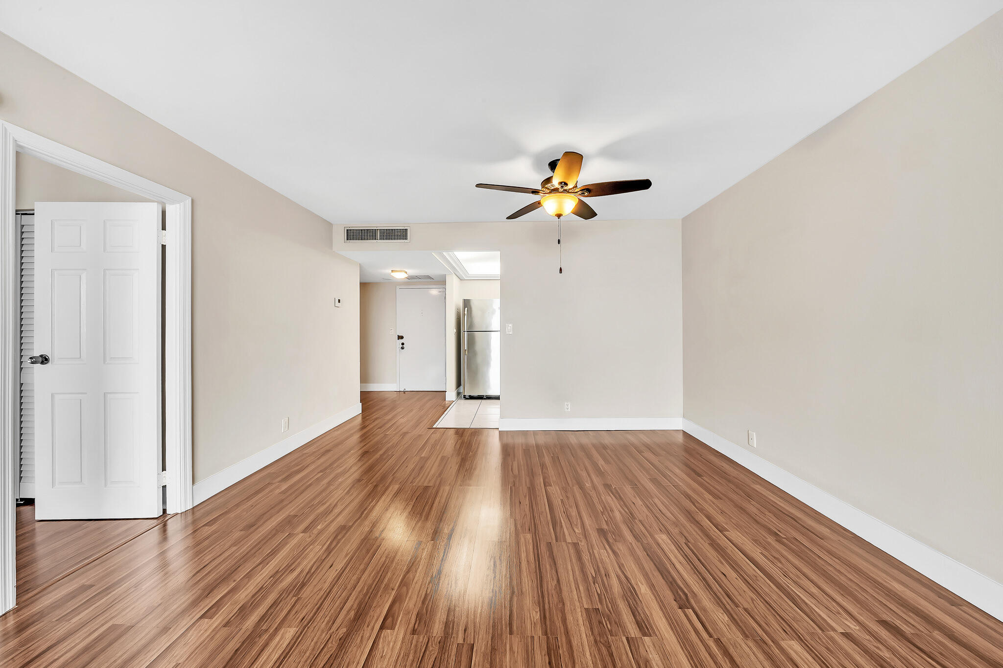 OLYMPUS CONDO PHASE - Residential